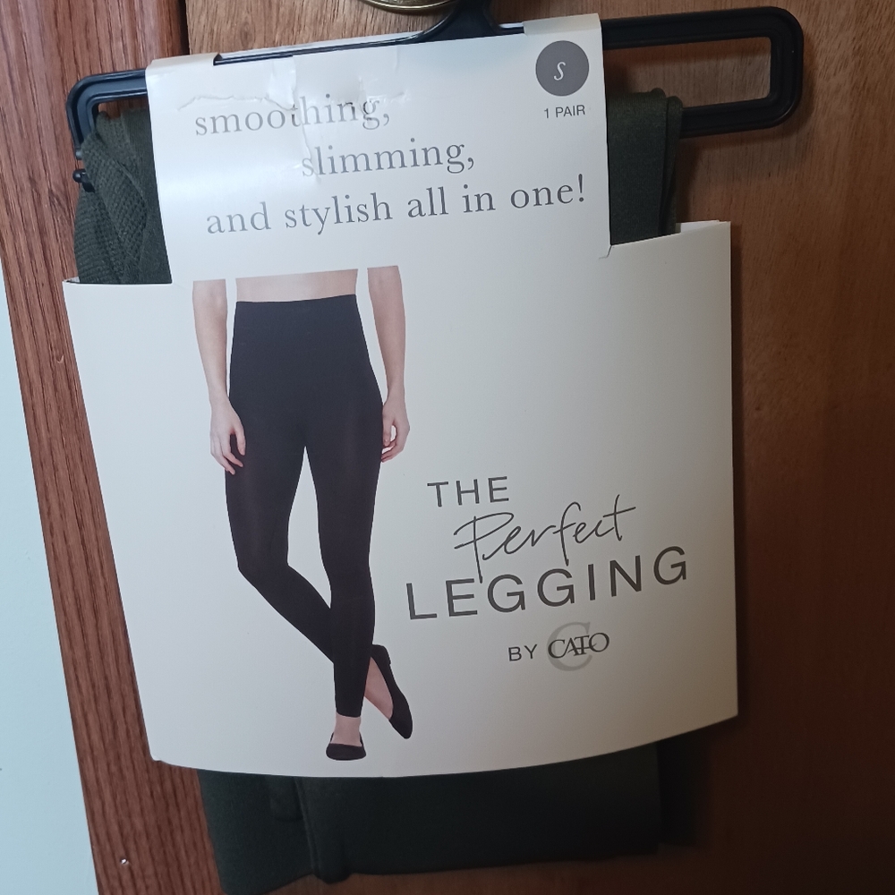 NWT 2 The Perfect Legging by Cato